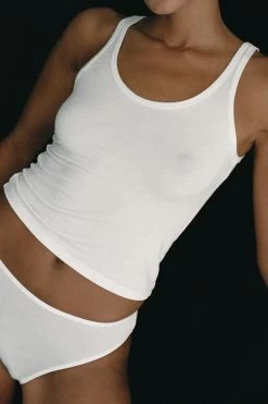 KYE INTIMATES RECLINE TANK - NATURAL 11 KYE INTIMATES RECLINE TANK - NATURAL -BARBOUR Shop 000013670002 d6019daf fe76 4eff af3f ad7cbda2e10a 1024x1024@2x