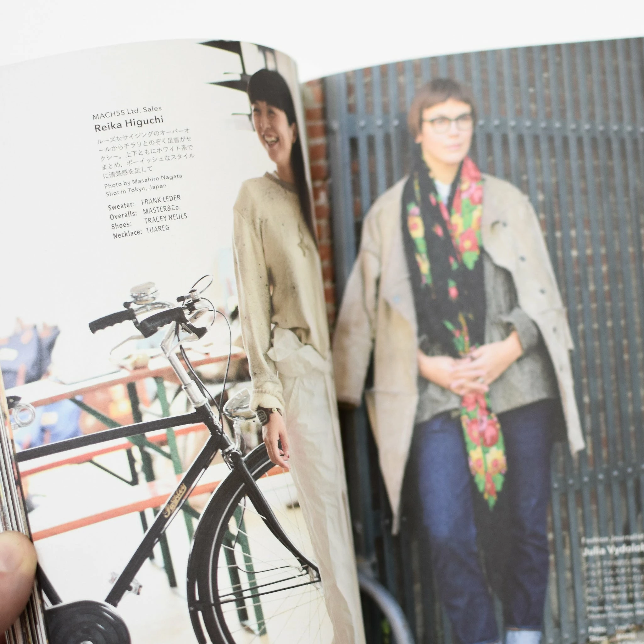 CLUTCH THE PORTRAITS - FOR WOMEN 6 CLUTCH THE PORTRAITS - FOR WOMEN - Image 4