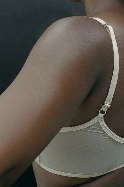 KYE INTIMATES FORM BRA - ECRU -BARBOUR Shop DC KYE 005 ECOM 20 Movement Bone 3 1024x1024@2x