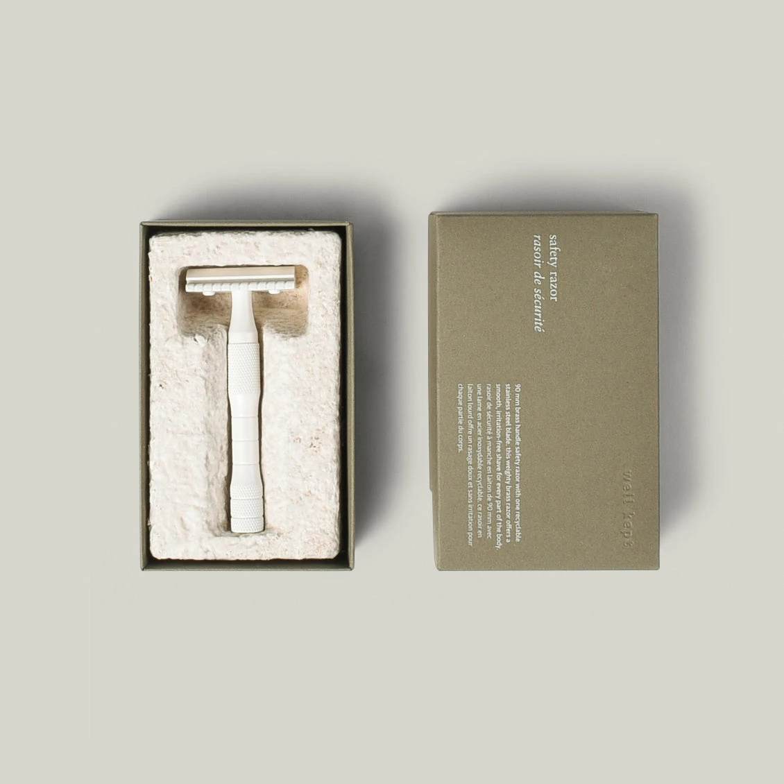 WELL KEPT SAFETY RAZOR - CREAM 3 WELL KEPT SAFETY RAZOR - CREAM