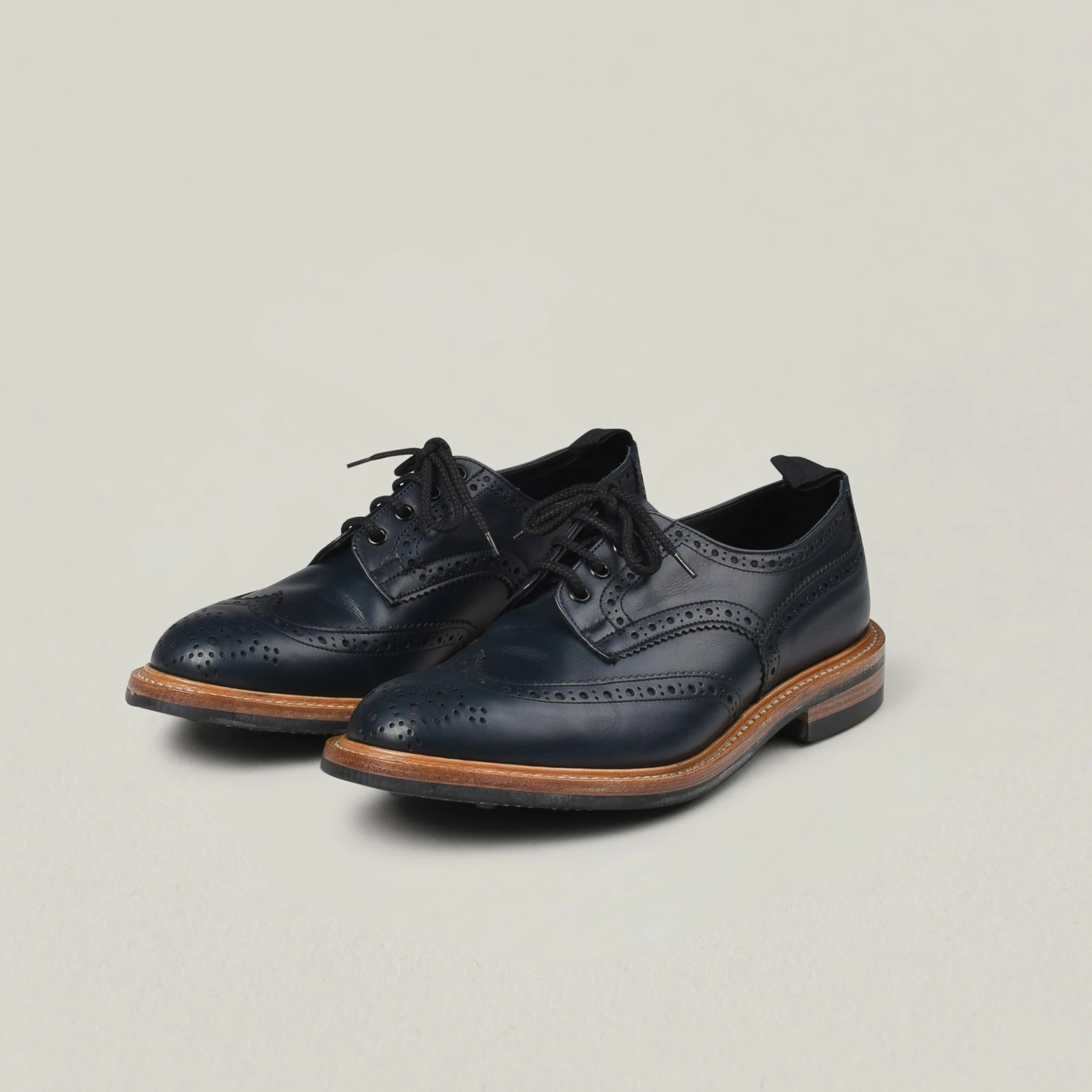 USED TRICKER'S BOURTON BROGUES - NAVY ANILINE 3 USED TRICKER'S BOURTON BROGUES - NAVY ANILINE