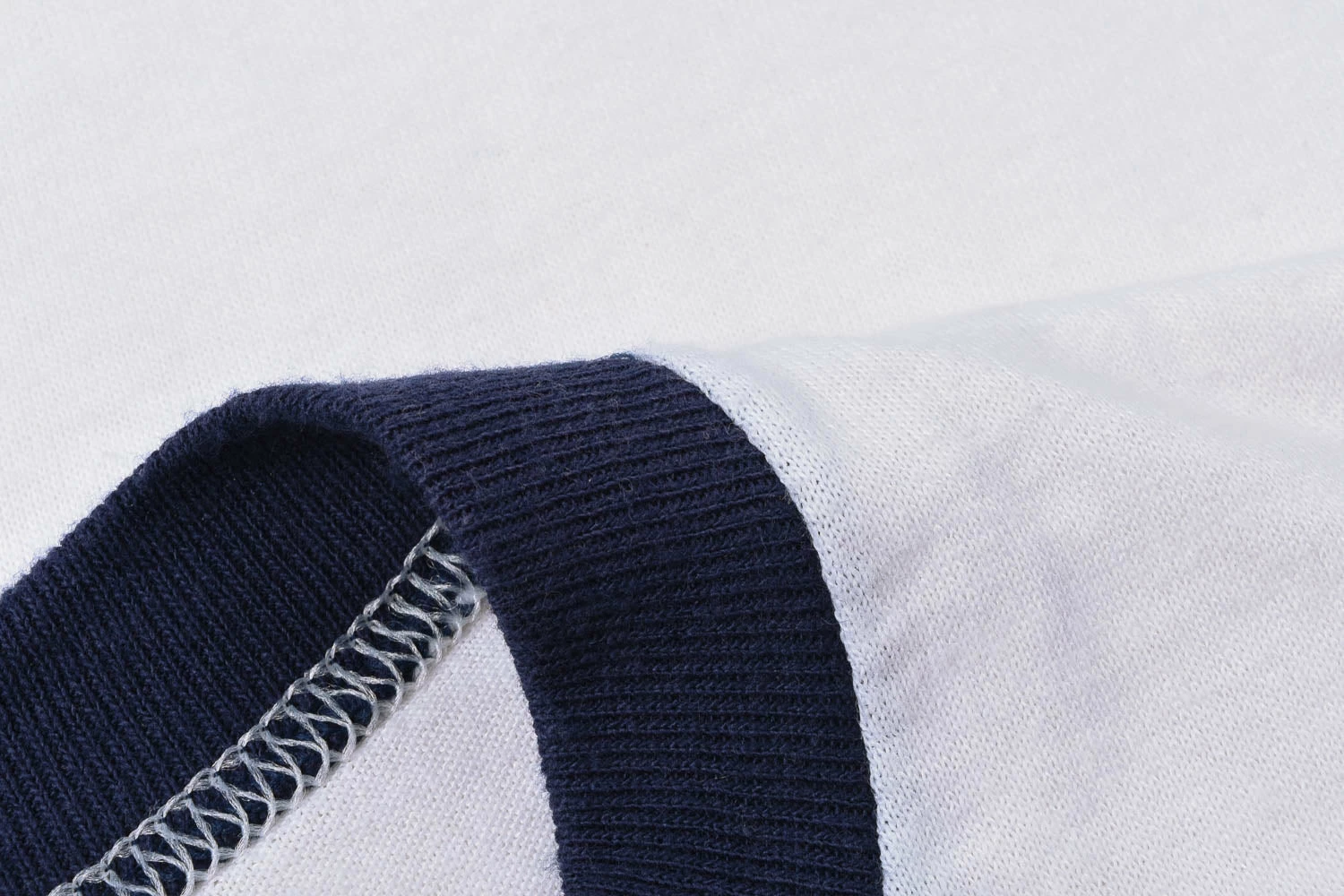 USED VINTAGE US NAVY TEE - WHITE 6 USED VINTAGE US NAVY TEE - WHITE - Image 4